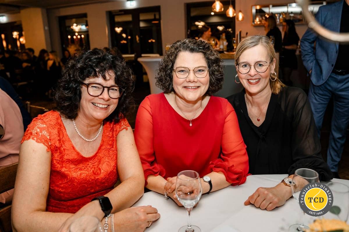 012-mosbild-tcd_20251118022934